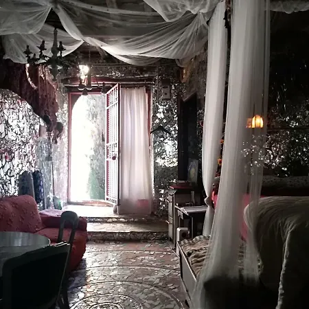 La Grotta Degli Specchi 3* Caprarola
